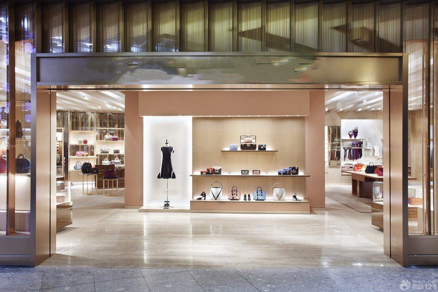 簡約有范兒的時尚服裝店設(shè)計