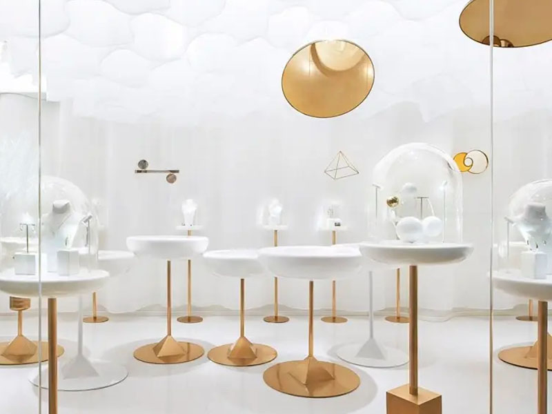 為了更好招攬顧客，珠寶店需要注意這些細(xì)節(jié)